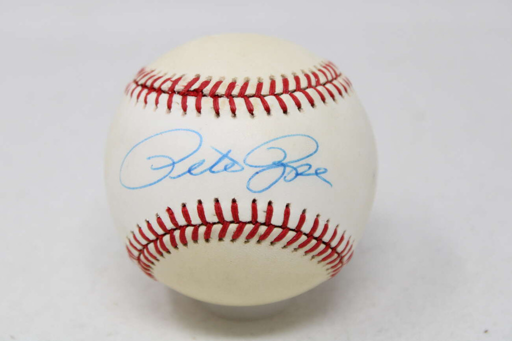 Pete Rose PSA/DNA Signed Auto Baseball Reds ONL Giamatti Ball ID: 428561