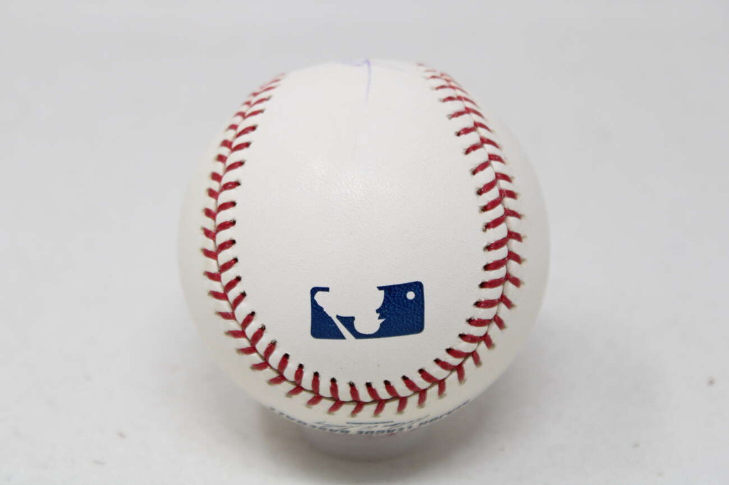 Ron Santo PSA/DNA Signed Auto Baseball Cubs MLB Ball ID: 428593