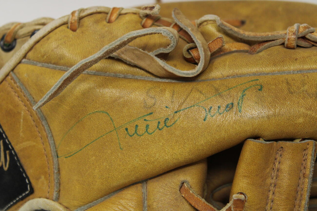 Willie Mays Model Glove Signed PSA/DNA Authenticated Giants Macgregor G53