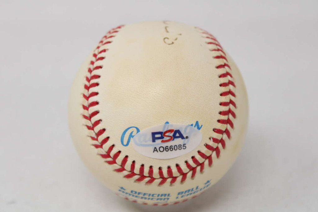 Luis Aparicio PSA/DNA Signed Auto Baseball White Sox