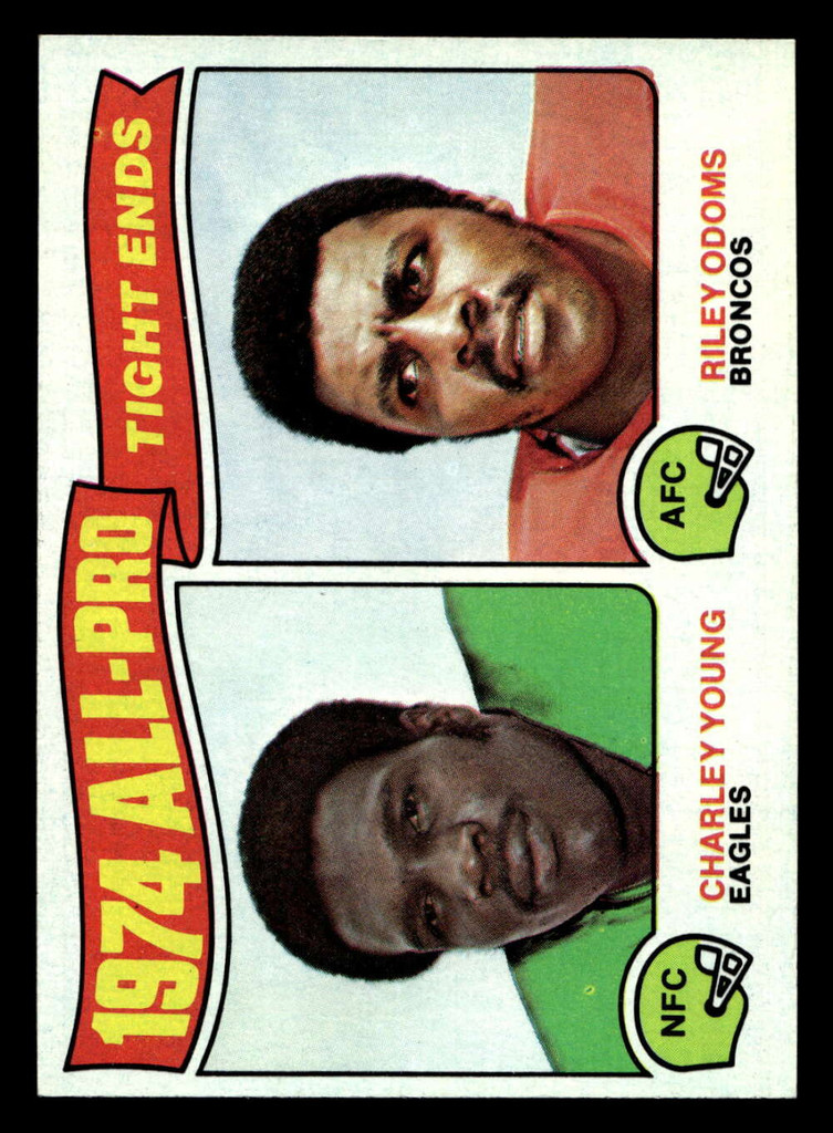 1975 Topps #207 Charley Young/Riley Odoms All-Pro Tight Ends Near Mint  ID: 497340