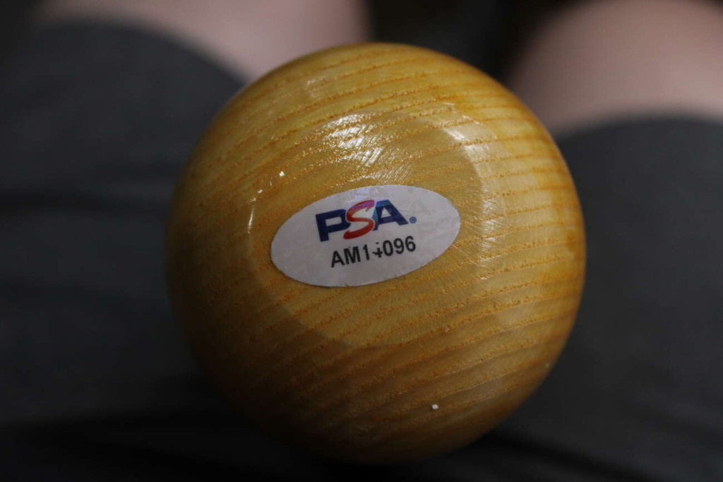 Robin Evan Roberts Cooperstown Bat Signed Auto PSA/DNA Phillies Stadium Series