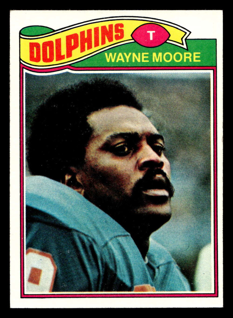1977 Topps #299 Wayne Moore Near Mint  ID: 502835