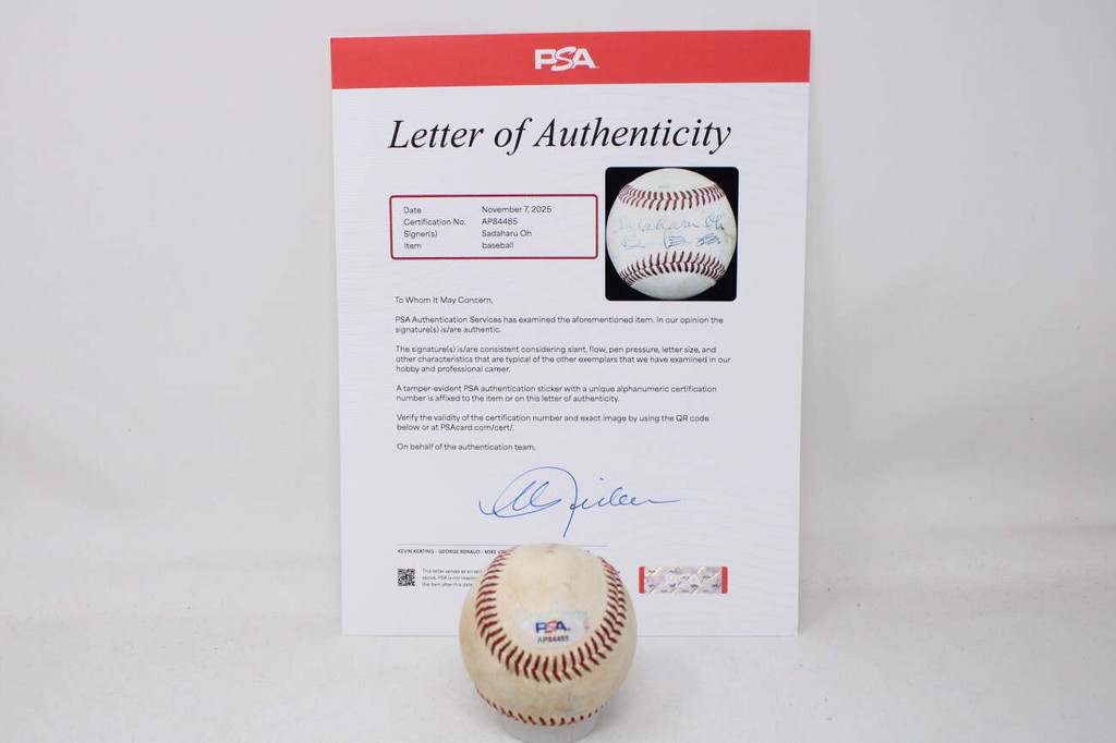Sadaharu Oh Baseball Signed Autograph PSA/DNA English and Japanese HR King
