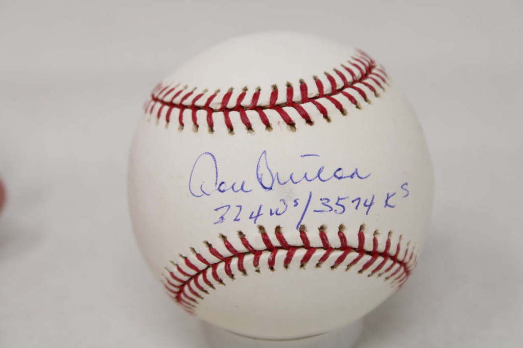 Don Sutton Baseball PSA/DNA Authenticated Signed Auto Dodgers 324 W's/3574 K's