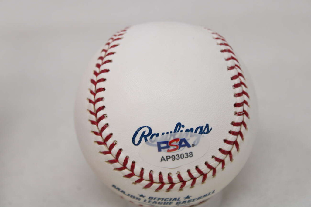 Don Mattingly Baseball PSA/DNA Authenticated Signed Auto Yankee