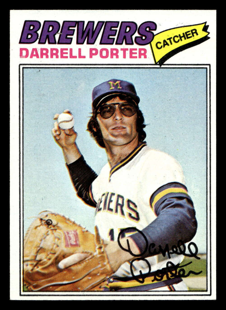 1977 Topps #214 Darrell Porter Near Mint+  ID: 516612