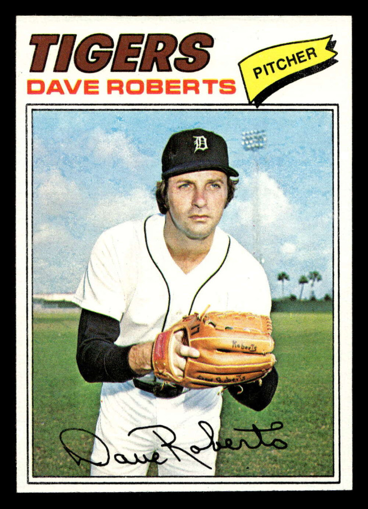 1977 Topps #363 Dave Roberts Near Mint+  ID: 517246