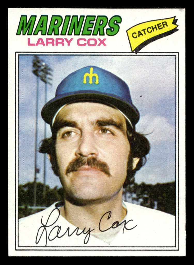 1977 Topps #379 Larry Cox Near Mint RC Rookie  ID: 517311
