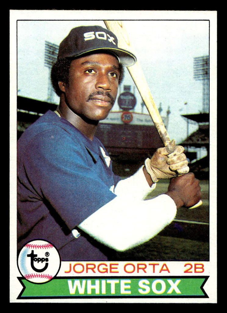 1979 Topps #631 Jorge Orta Near Mint+ 