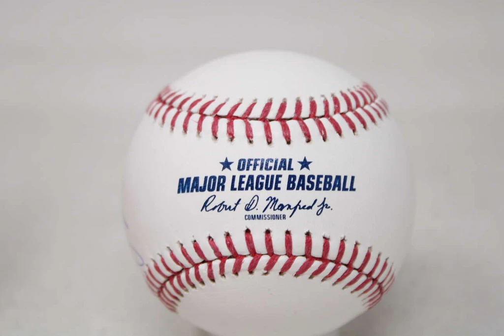 Larry Walker Baseball JSA Autograph Signed Rockies HOF Logo Ball