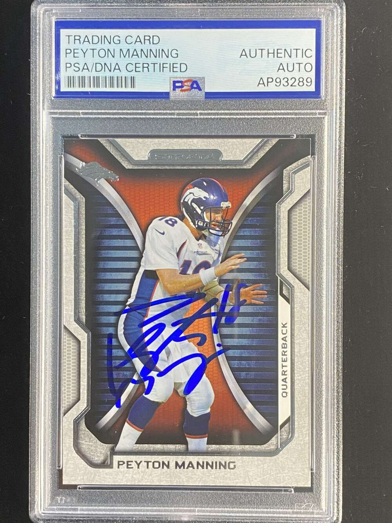 2012 Topps Strata #60 Peyton Manning Broncos PSA Authenticated Signed