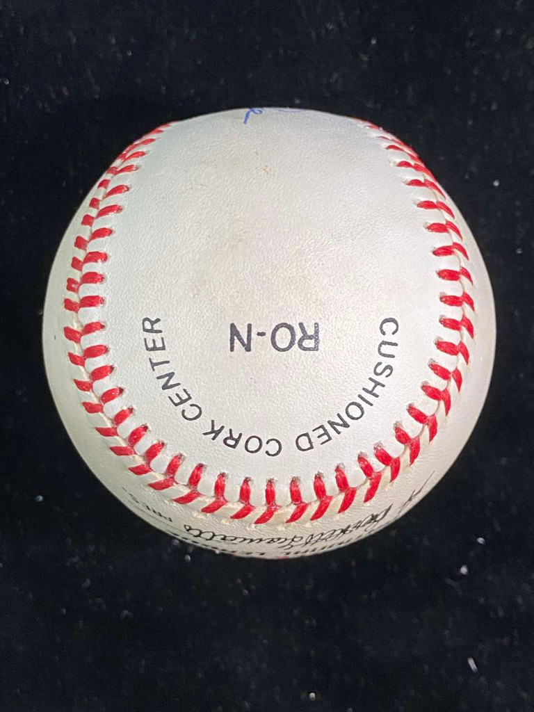 Pete Rose Baseball PSA/DNA Autograph Signed Reds Giamatti Ball