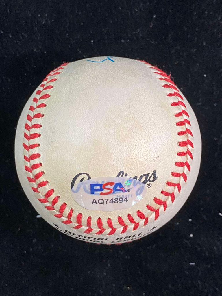 Ryne Sandberg Baseball PSA/DNA Autograph Signed Cubs Giamatti Ball