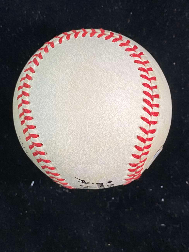 Ryne Sandberg Baseball PSA/DNA Autograph Signed Cubs Giamatti Ball
