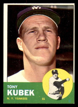 1963 Topps #20 Tony Kubek Ex-Mint 