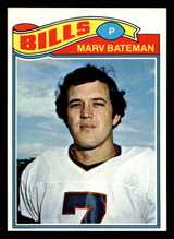 1977 Topps #142 Marv Bateman Near Mint+  ID: 413370