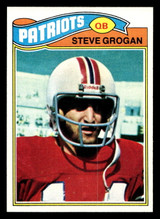 1977 Topps #165 Steve Grogan Near Mint+ 