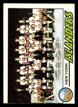 1977-78 O-Pee-Chee #81 Islanders Team Near Mint OPC 1977-78 O-Pee-Chee #81 Islanders Team Near Mint OPC