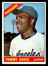 1966 Topps #75 Tommy Davis Near Mint+ 1966 Topps #75 Tommy Davis Near Mint+