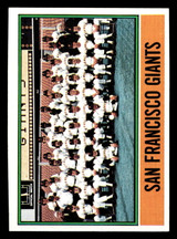 1976 Topps #443 Giants Team Ex-Mint 1976 Topps #443 Giants Team Ex-Mint