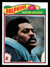 1977 Topps #299 Wayne Moore Ex-Mint  ID: 502836