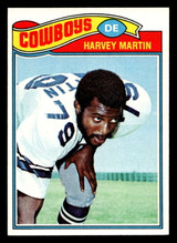 1977 Topps #427 Harvey Martin Ex-Mint  ID: 503534