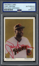 Tony Gwynn 1990 Score #685 Signed Auto PSA/DNA Slab Padres