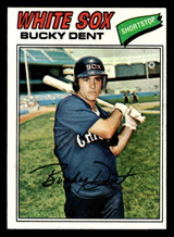 1977 Topps #29 Bucky Dent Near Mint 