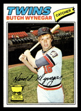 1977 Topps #175 Butch Wynegar Near Mint RC Rookie  ID: 516458