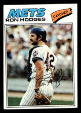 1977 Topps #329 Ron Hodges Ex-Mint  ID: 517068