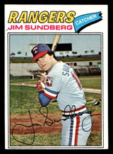 1977 Topps #351 Jim Sundberg Near Mint  ID: 517156
