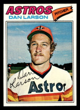 1977 Topps #641 Dan Larson Near Mint RC Rookie  ID: 518458