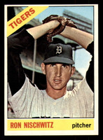 1966 Topps #38 Ron Nischwitz Ex-Mint  ID: 358555