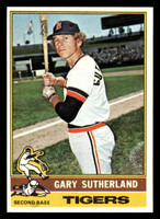 1976 Topps #113 Gary Sutherland Near Mint  ID: 500886