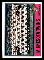 1976 Topps #556 Minnesota Twins/Gene Mauch MG CL Near Mint+  ID: 501280