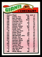1977 Topps #218 New York Giants CL Near Mint+  ID: 502539
