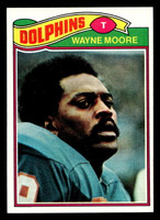 1977 Topps #299 Wayne Moore Near Mint  ID: 502834