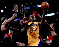 Ron Artest 8x10 Photo Signed PSA/DNA Authenticated Lakers Autographed ID: 503153