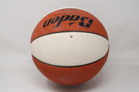 Bob Knight Indiana Hoosiers Signed PSA/DNA Basketball Baden Official Size/Weight