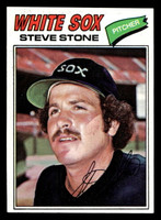 1977 Topps #17 Steve Stone Near Mint  ID: 515357