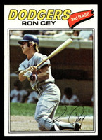 1977 Topps #50 Ron Cey Near Mint+ 