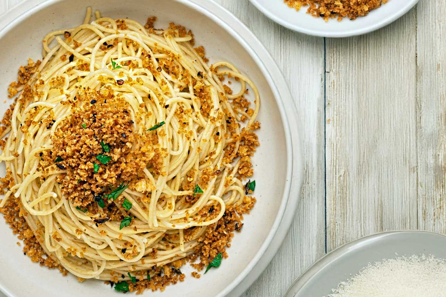 A Zesty Summer Favourite: Lemon & Chilli Spaghetti with Garlic Pangrattato A Zesty Summer Favourite: Lemon & Chilli Spaghetti with Garlic Pangrattato