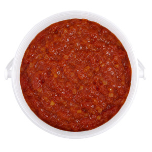 Stokes Tomato Chutney 2kg made with tomatoes, apples and raisins. A rich, chunky condiment perfect for sandwiches, cheese, curries and roasts.