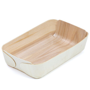 Madera Plate 175mm x 110mm (Pack of 100) sustainable French poplar wood plates for catering, events, and stylish food presentation. Madera Plate 175mm x 110mm (Pack of 100) sustainable French poplar wood plates for catering, events, and stylish food presentation.