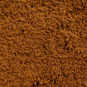 Fox’s Spices Ground Pimento Allspice 600g is a warm, aromatic ground allspice for jerk seasoning, stews, cakes and biscuits. Versatile spice for everyday cooking.