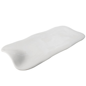 The Pordamsa Nuages Rectangle Gloss Tray 31cm is a durable porcelain serving tray with a sleek finish, ideal for appetisers, desserts and food presentation. The Pordamsa Nuages Rectangle Gloss Tray 31cm is a durable porcelain serving tray with a sleek finish, ideal for appetisers, desserts and food presentation.