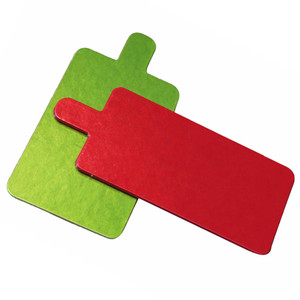 Green and Fuchsia Rectangular Cake Bases 9.5cm x 4.5cm are vibrant coloured boards for presenting mini cakes, petit fours and plated desserts with a professional finish.