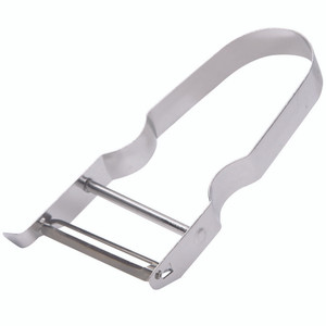 Vogue Speed Peeler with stainless steel blade for fast, precise peeling. Ideal for potatoes, carrots and more. Dishwasher safe and easy to use. Vogue Speed Peeler with stainless steel blade for fast, precise peeling. Ideal for potatoes, carrots and more. Dishwasher safe and easy to use.