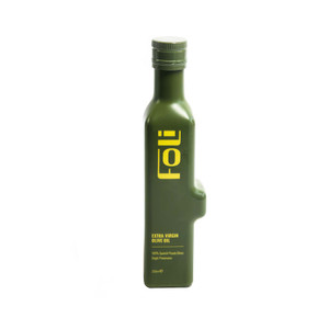 Buy FOLI Premium Extra Virgin Olive Oil 250ml, a Spanish Picuda olive oil with fresh herbal notes, silky texture and naturally rich polyphenols.